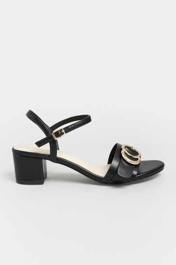 Eee wide 2025 fit sandals