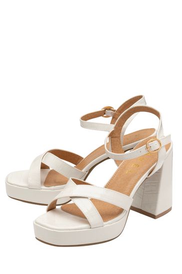 Ravel sandals deals