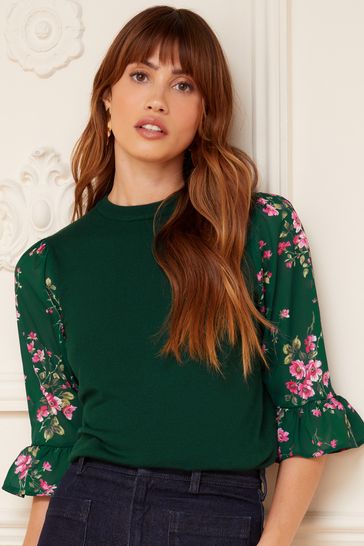 Sweater with roses on sleeves store