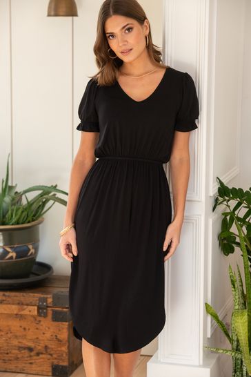 Dressed by store jenny boutique
