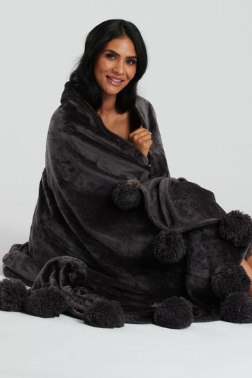 Black fleece blanket new arrivals