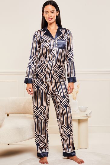 Chain print pyjamas sales