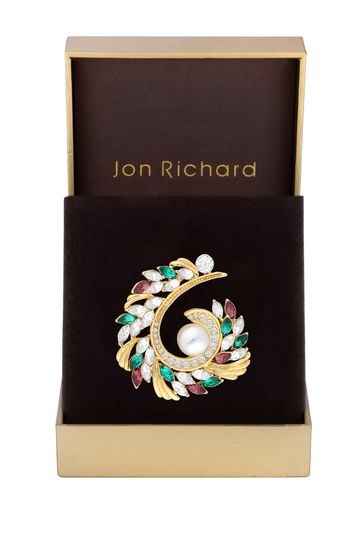 Next brooches store