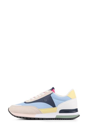 Buying trainers in discount new york