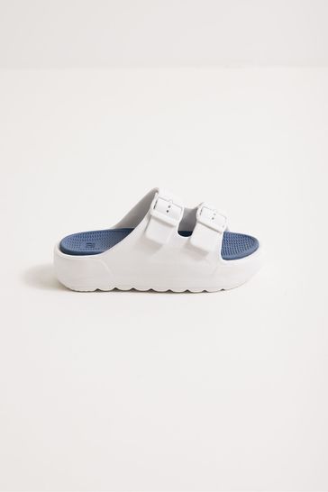 Gap top sandals uk