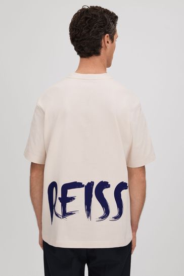 Motif t shirt hotsell
