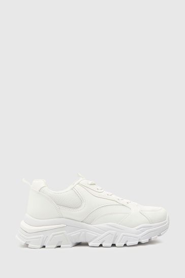 Lace up runner new arrivals trainers