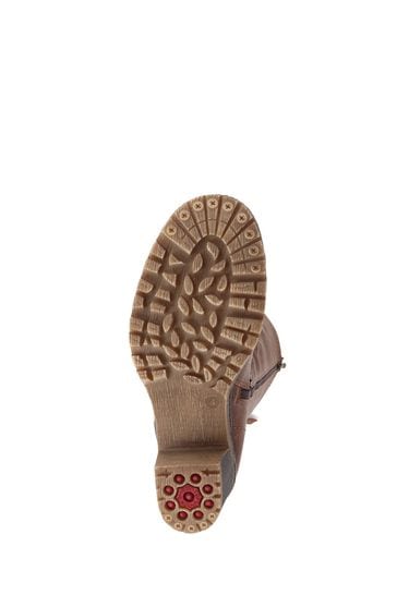 Heeled riding boots discount