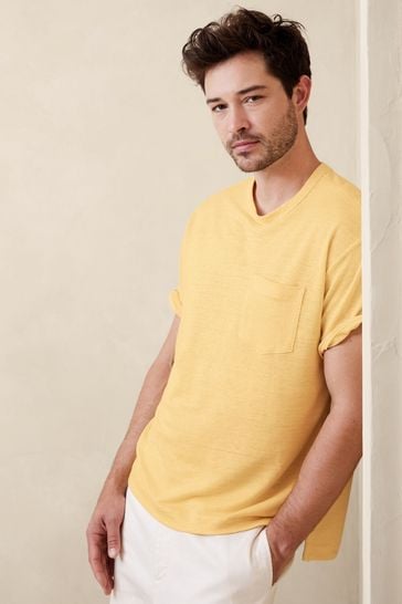 Camiseta de felpa francesa de lino de ratán dorado de Banana Republic