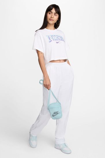 Nike heritage crop top discount