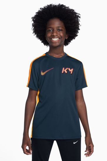 Nike t shirt training top