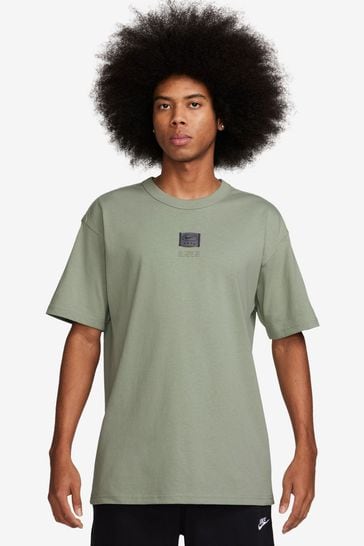 Nike Oversized Fit Tab Log 100 Cotton T Shirt