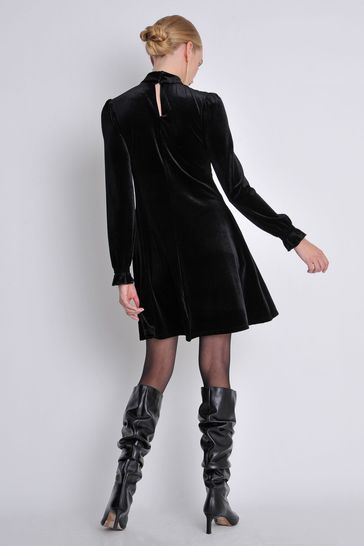 Black deals tunic dress