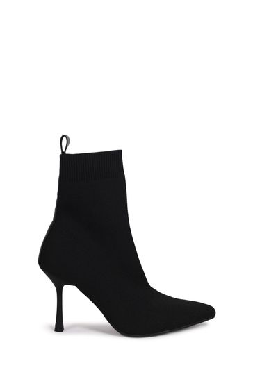 Pointed sale sock boot