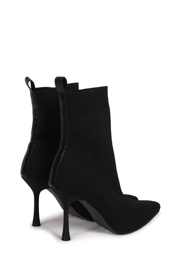 Black pointy sock sales boots
