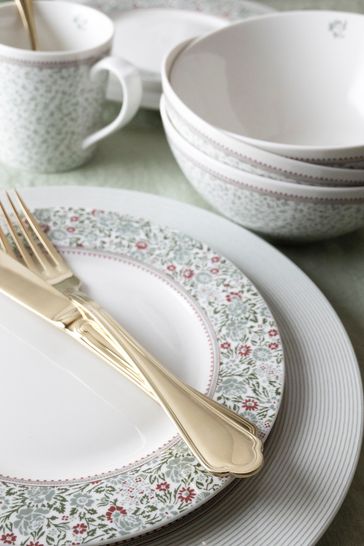 Ashley dinner set 2025