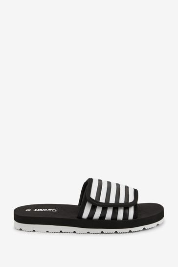 Adidas best sale white sliders