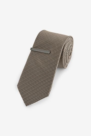 Neutral Slim Textured Tie And Clip