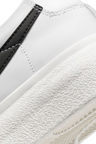 Blazer low leather white black hotsell