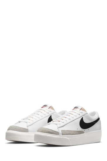 Black 2025 nike platform