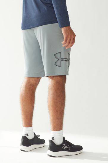Under armour quick outlet dry shorts