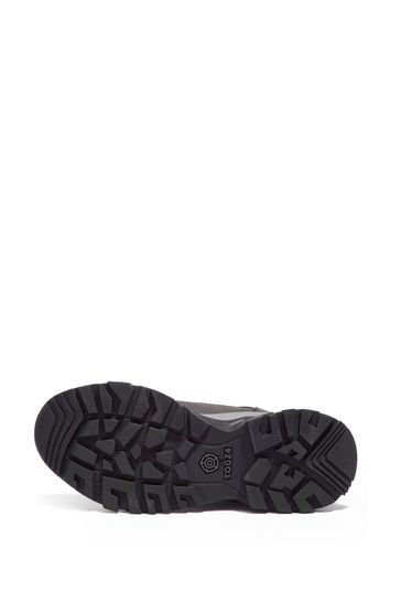 Merrell store tundra boots