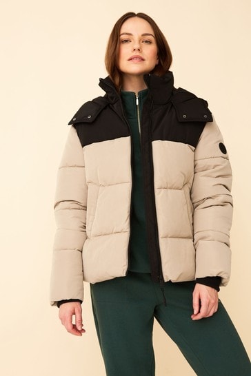F&f sales outerwear collection
