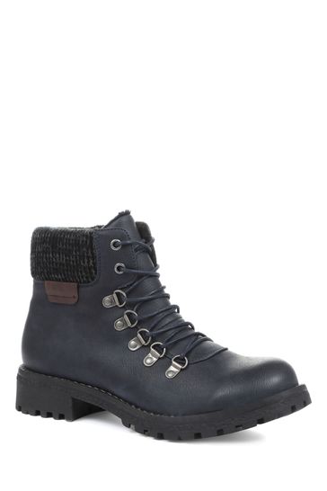 Pavers blue boots shop