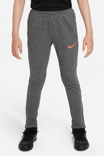 Nike football academy hotsell joggers black