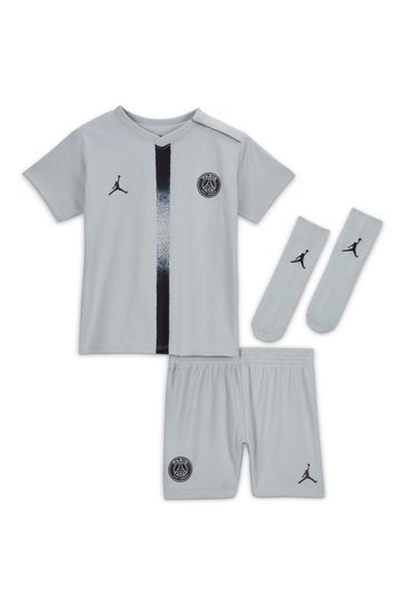 Grey nike football kit cheap