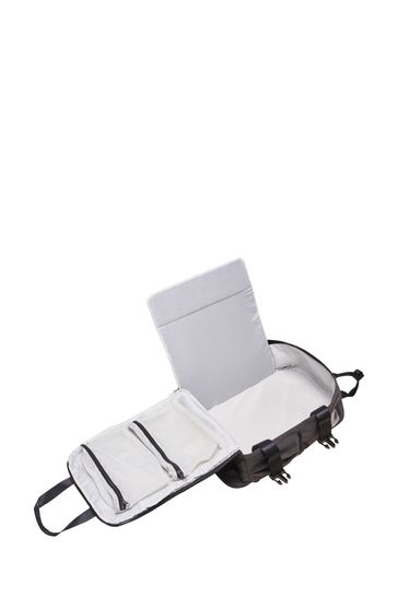 Max deals d backpack