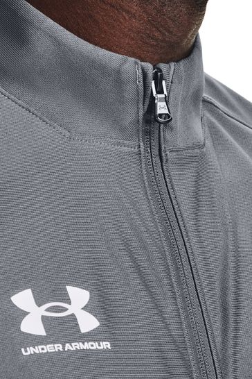 Under clearance armour outerwear