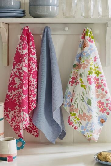 Set of 3 Pink Lisse Floral Tea Towels