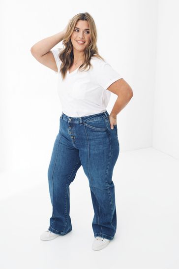 Button shop through jeans