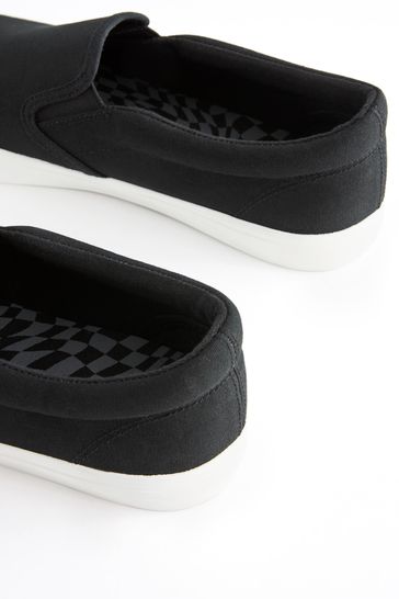 Unisex slip outlet on shoes