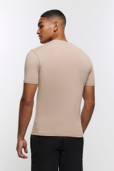 Muscle fit shirt hotsell