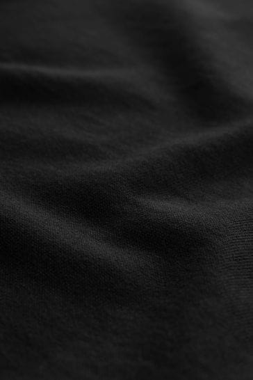 Black t hotsell shirt unisex