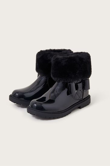 Boots with hotsell faux fur trim