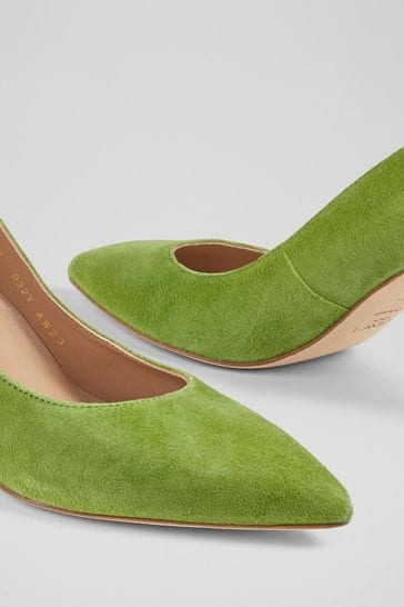 Green on sale suede pumps