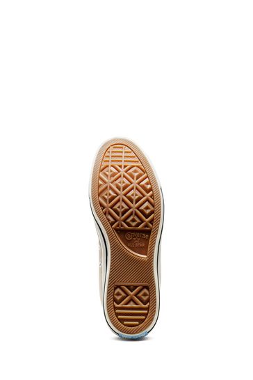 Chuck 7 cream deals