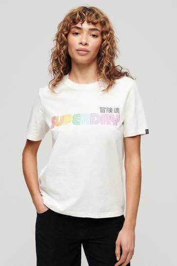 Camiseta blanca holgada con logo arcoíris de Superdry