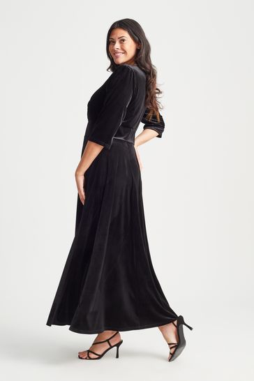 Black velvet maxi best sale dress
