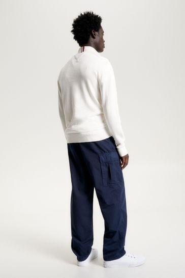 White discount hilfiger jumper