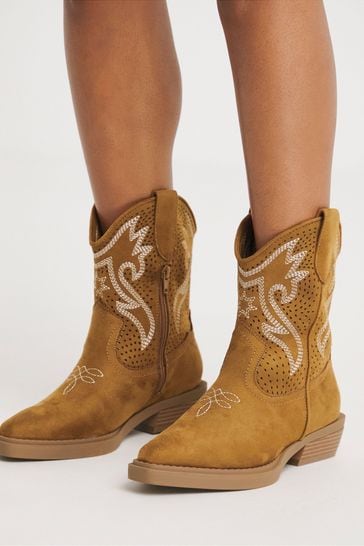 Laser cut outlet out ankle boots