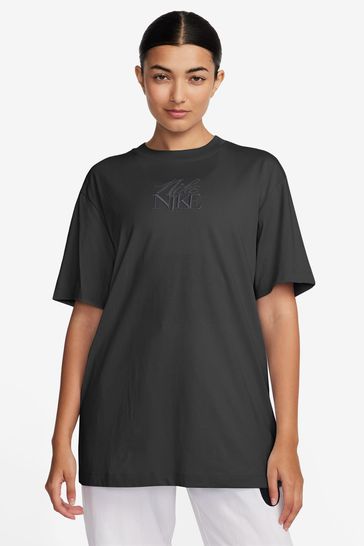 Black sportswear clearance