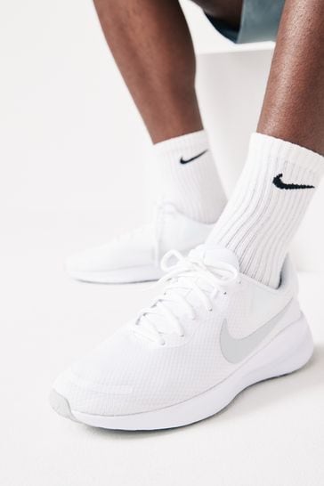 Zapatillas blancas para correr Revolution 7 Road de Nike