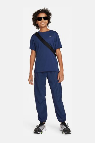 Navy blue nike shirt hotsell