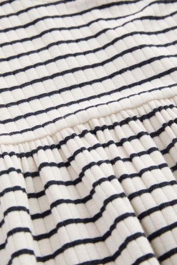 Black and 2025 white jersey dress