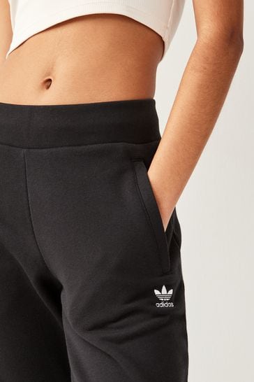 Adidas sales skinny joggers