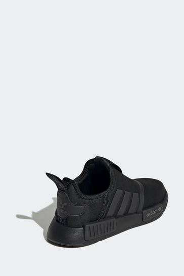 Adidas originals nmd hotsell r1 trainers in black